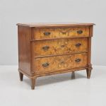 1407 7593 CHEST OF DRAWERS